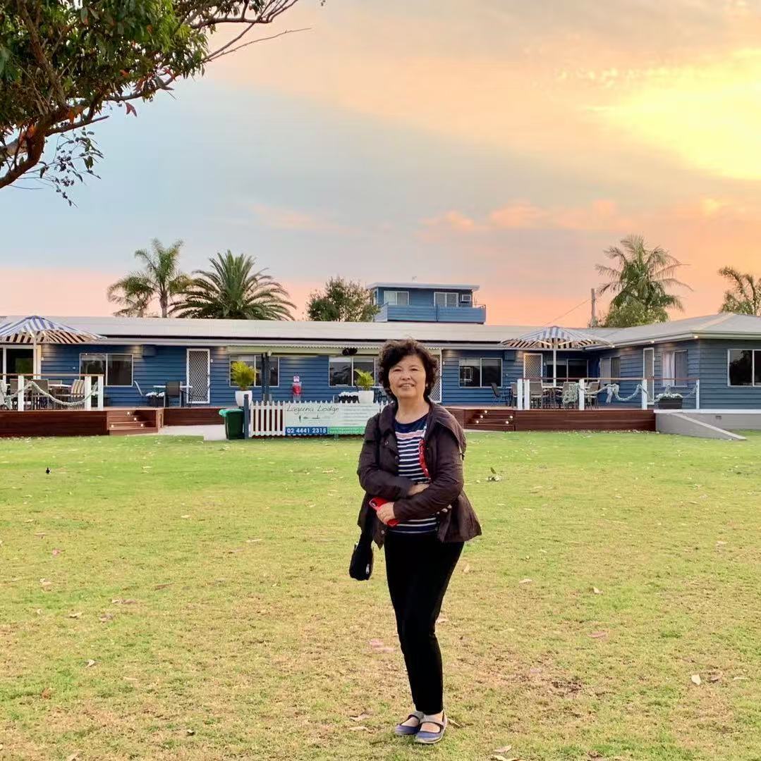 Ms.Qian